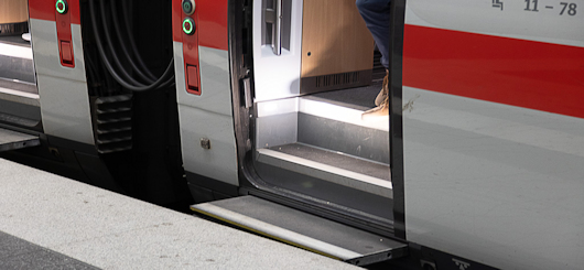 Stufen beim ICE der Deutschen Bahn